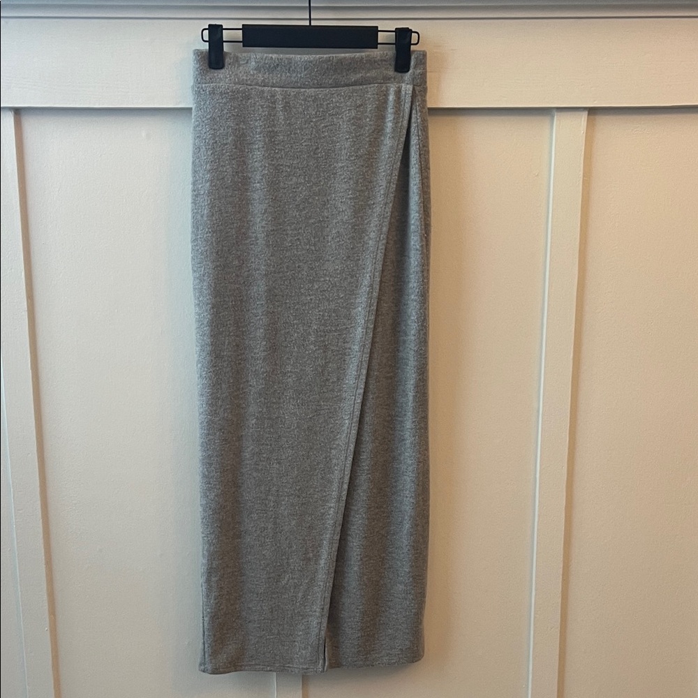 Bordeaux Classic Gray Wrap-Front Midi Skirt - Women